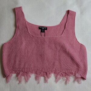 PrettyLittleThing Plus size 14 Pink Raw Hem Crop Top, NEW